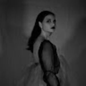 Meet your Posher, Kiana